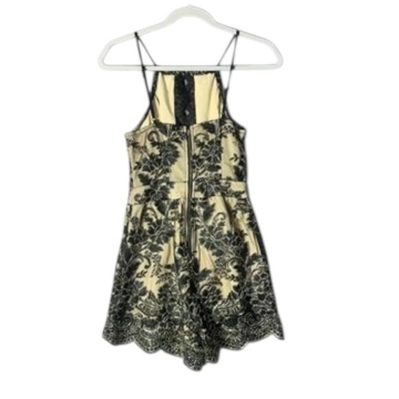 A’gaci Embroidered Lace Romper Beige Black Women’s Size‎ Small - Picture 7 of 11
